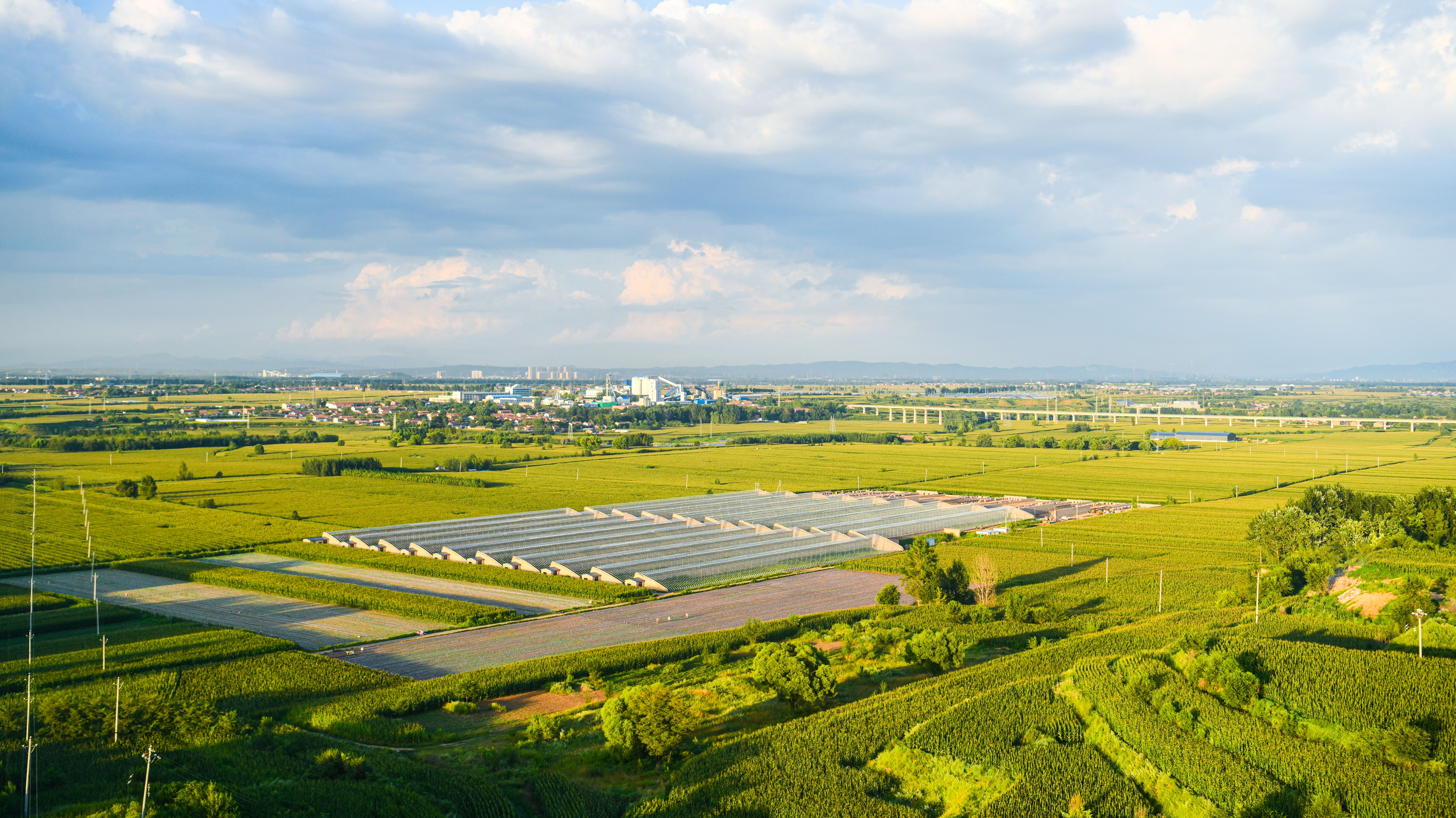 四版+优秀摄影作品+平顺农商银行+崔创峰